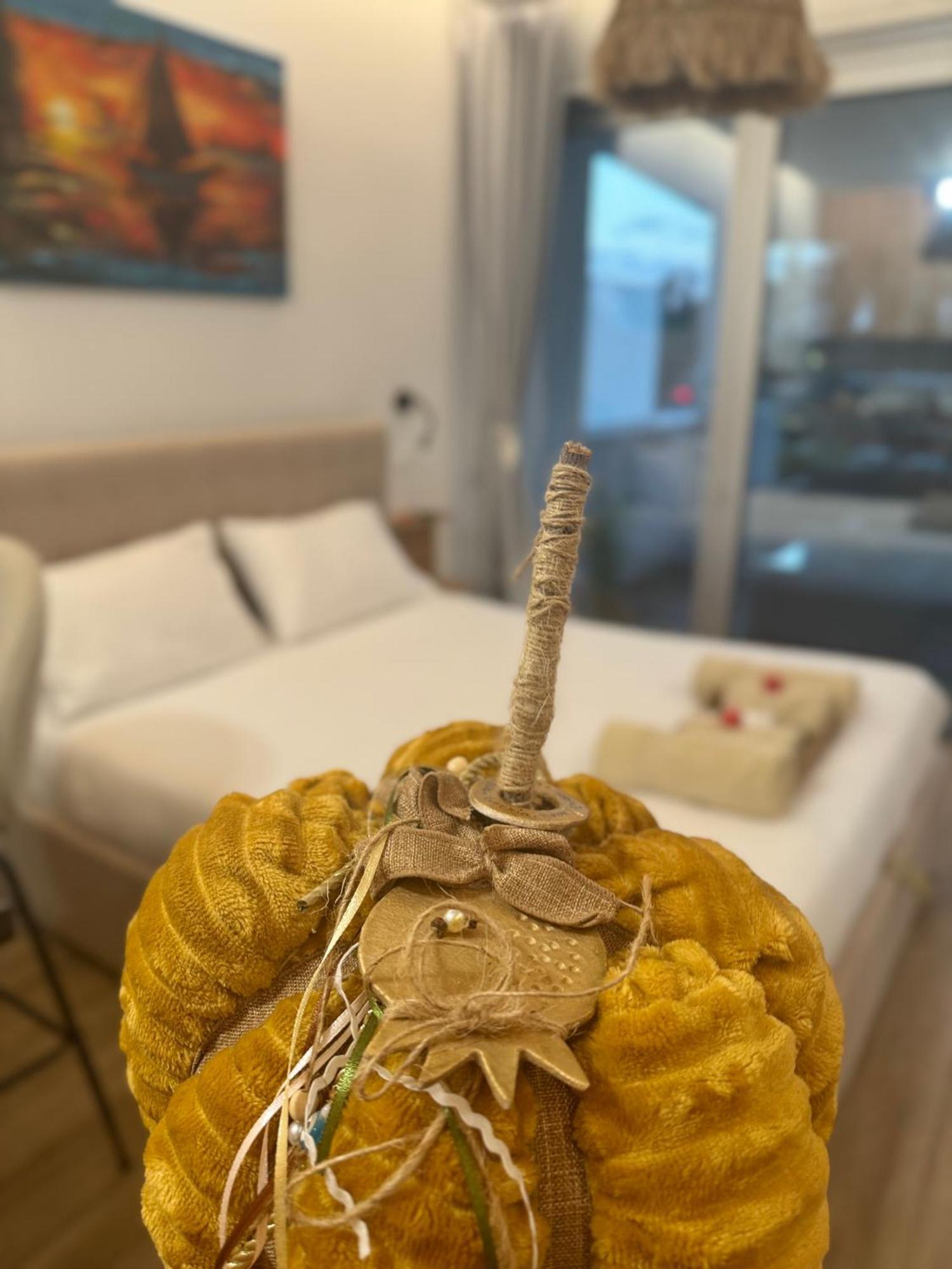 Bohemian Rhapsody Apartment Paphos Luaran gambar