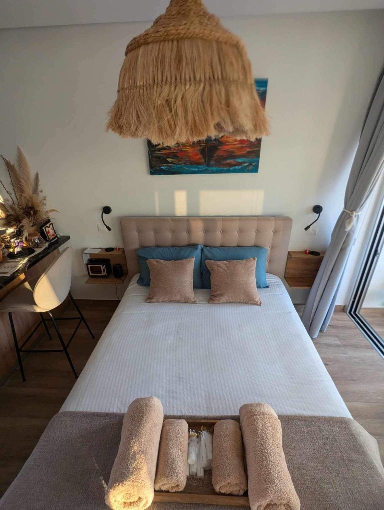 Bohemian Rhapsody Apartment Paphos Luaran gambar